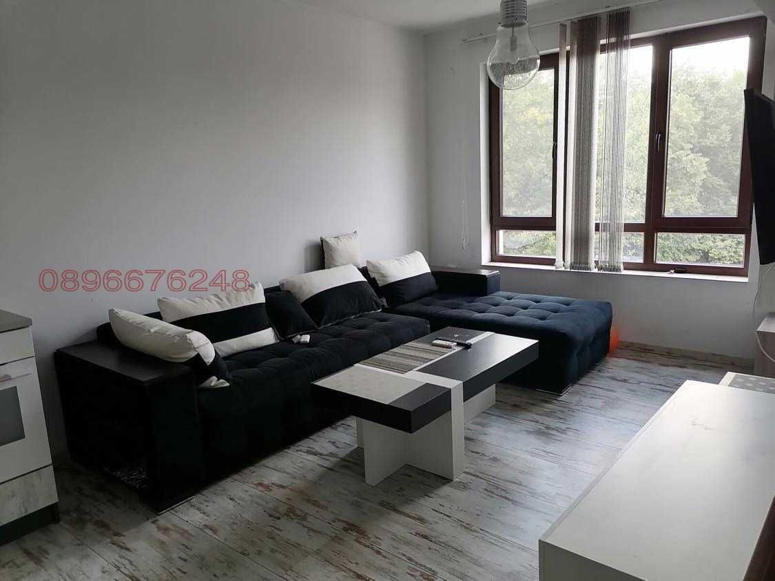 Дава се под наем Двустаен апартамент в Пловдив, Център - 55 кв.м за 346.8 € - Снимка #2