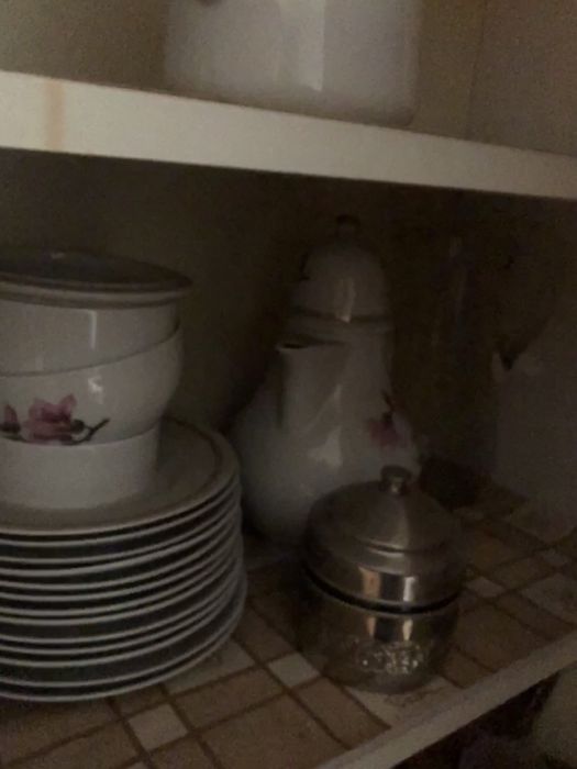 Порцеланов сервиз