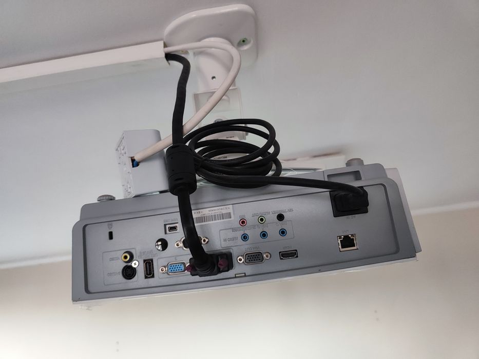 Проектор Vivitek DX881ST, DLP, 3D
3 	Не
Картина
Разделителна способнос