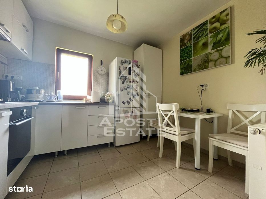 Apartament 3 camere, decomandat , 2 băi, complet mobilat și utilat