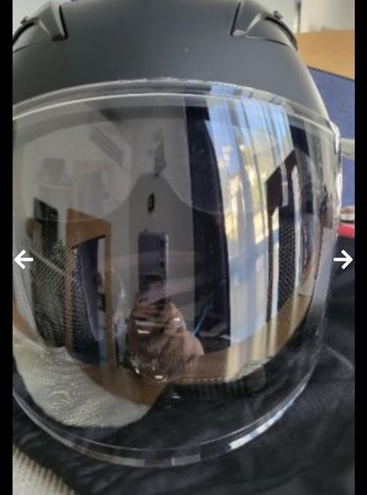 Каска westt jet черна