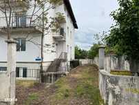 Vand vila situata in Pitesti, impartita in 8 apartamente