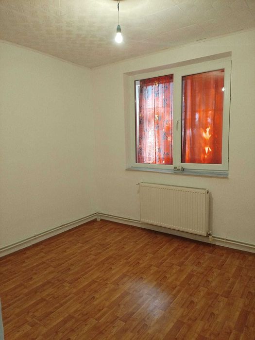 Vand apartament decomdat 2 camere