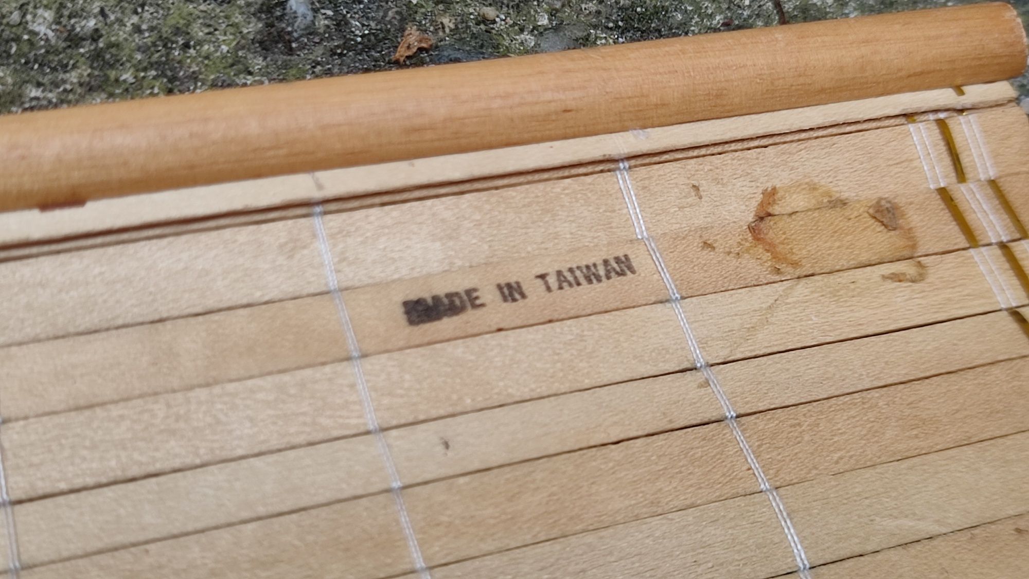 Decorațiune de perete stampă pe lemn