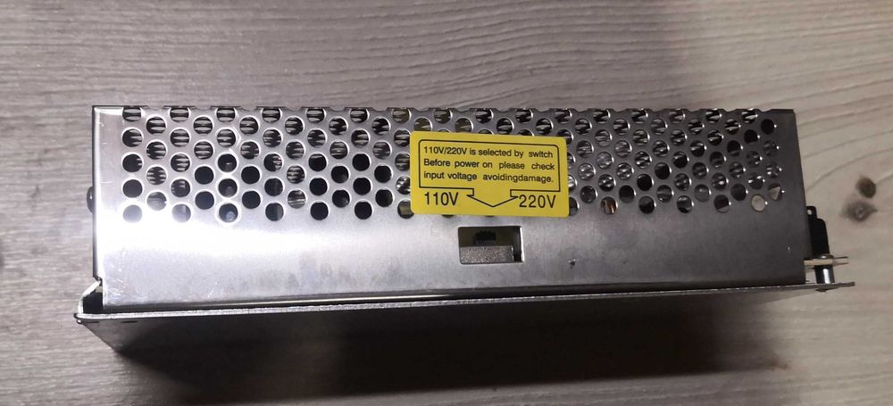 Sursa alimentare 12V-20Ah Sirocou-Webasto - Vevor-Mudiro-Camere video