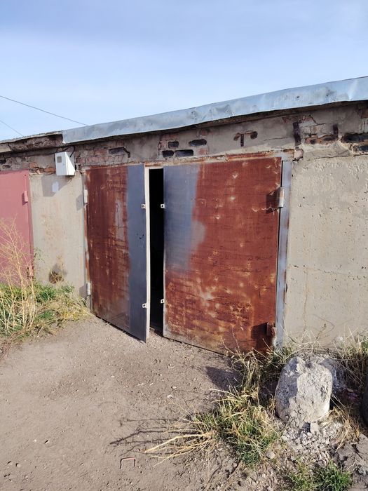 Гараж сатылады 500 000