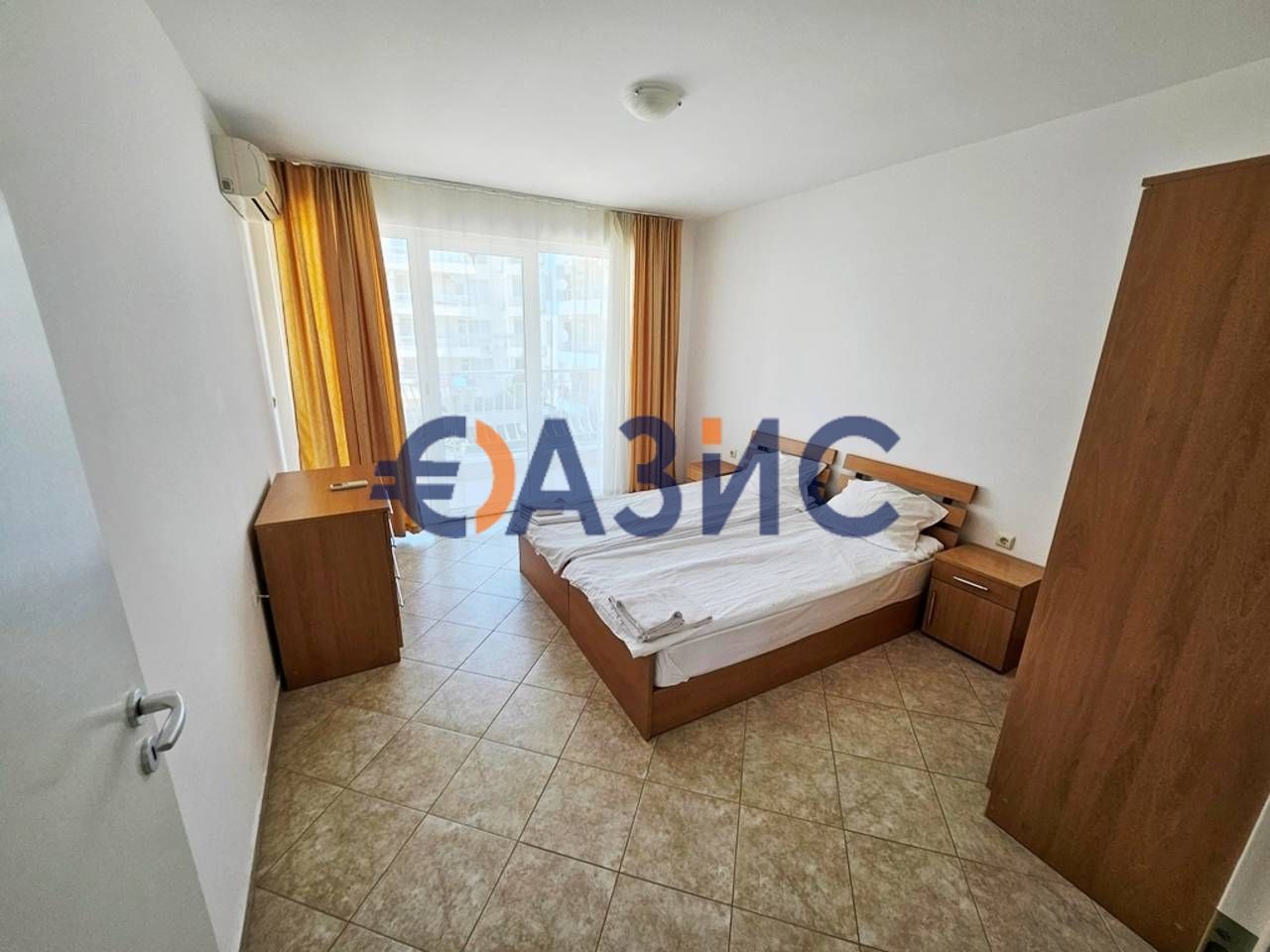 Продава се Тристаен апартамент в к.к. Слънчев бряг - 103 кв.м за 970 €/кв.м - Снимка #8