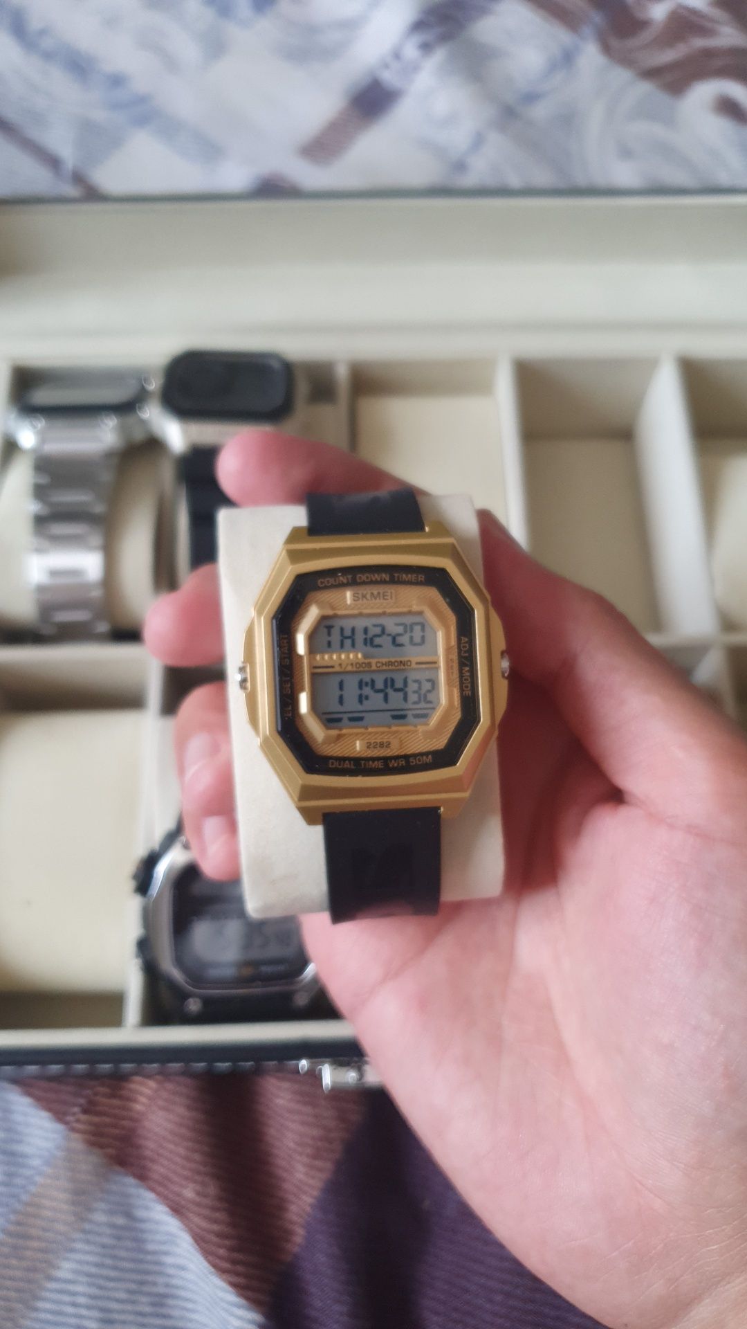 Часы электронные акция Casio illuminator
