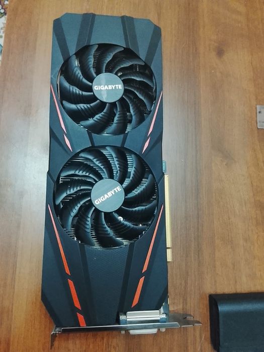Продам видеокарту gigabyte 1060 3гб