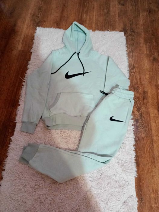 Вата екипи  дамско и мъжко