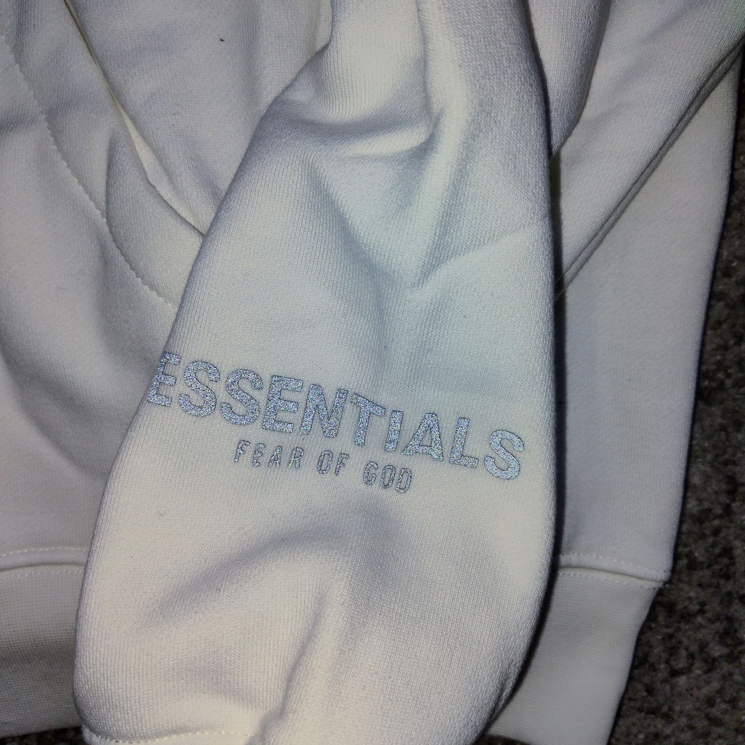 Hanorac Essentials ALB (L) OFERTA  | Livrare cu verificare
