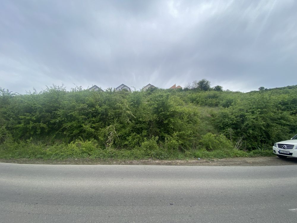 Vant teren intravilan 1.000mp Valea Seaca