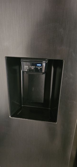 Frigider Samsung Side by side