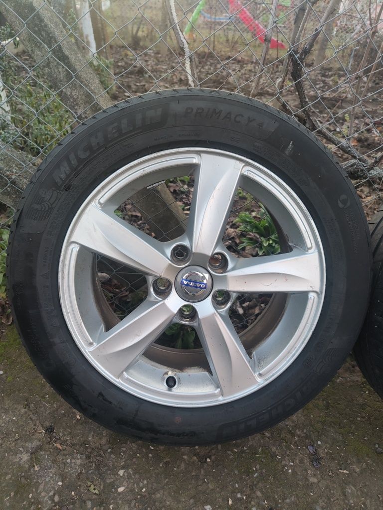 Jante Volvo originale 16" cu anvelope vara Michelin