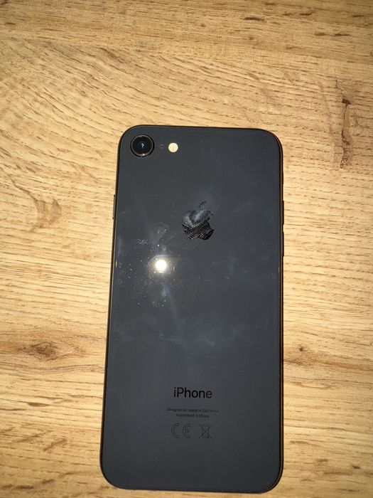 iphone 8 64gb използван