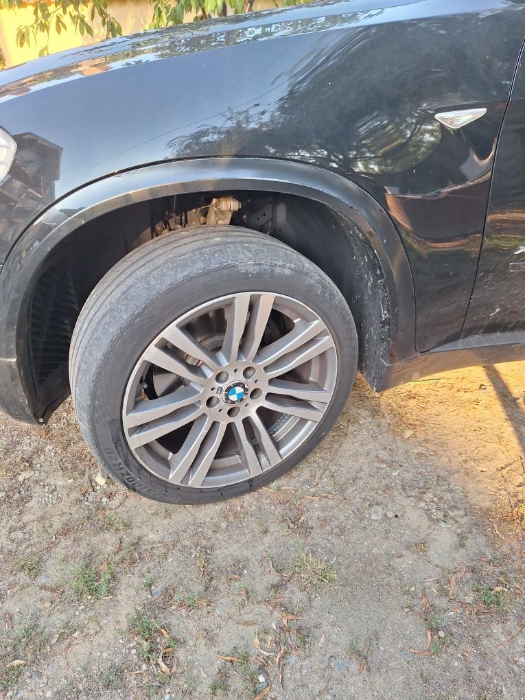 Jante BMW r20 în două lățimi