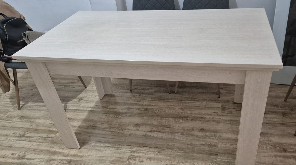 маса за трапезария