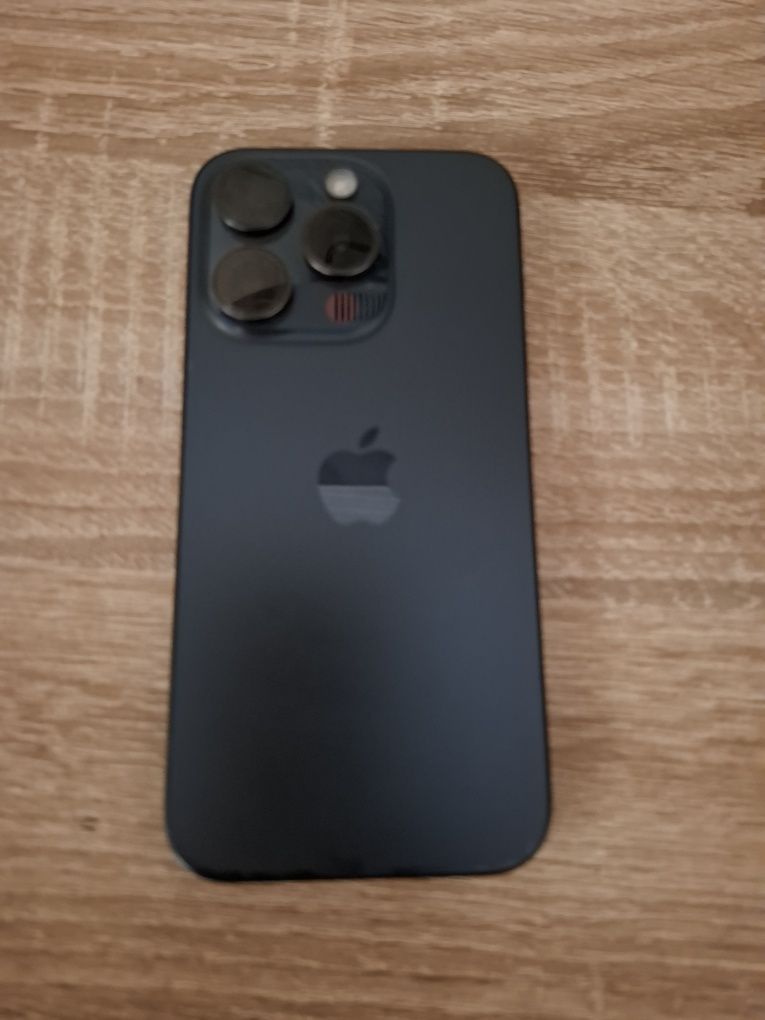 IPhone 15 pro se vinde