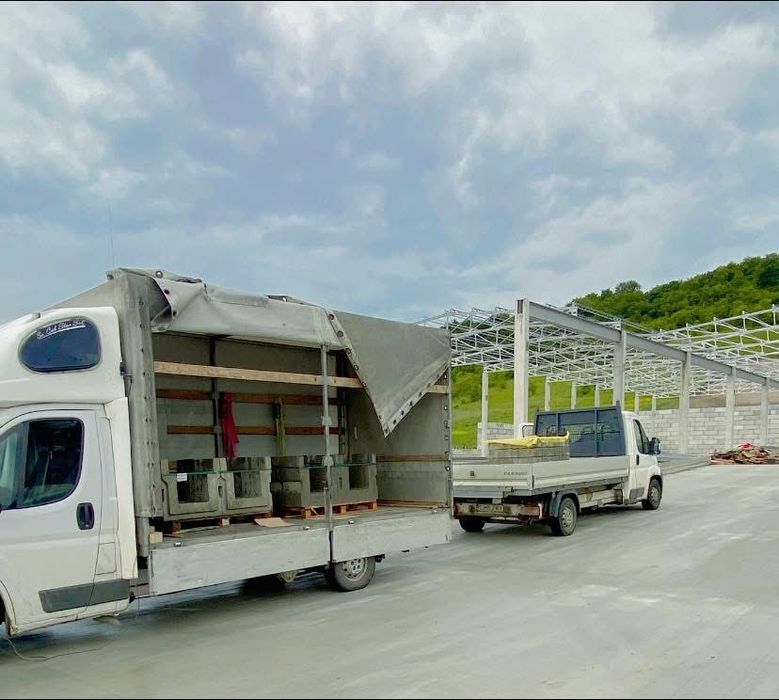 Transport marfă – 3.5T – 2 prelate + 1 descoperită