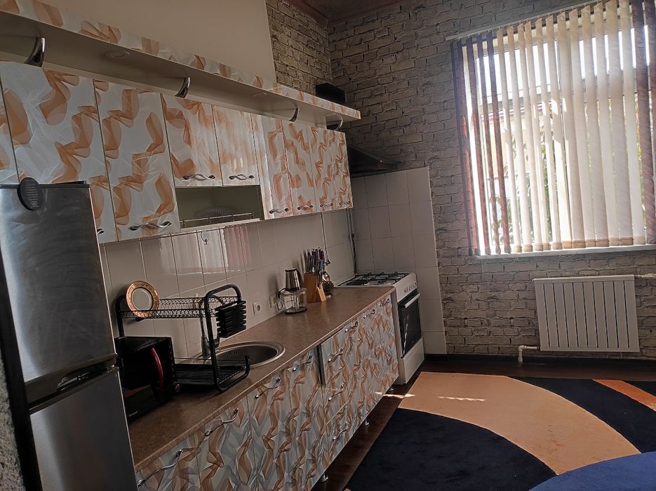 Katej sotiladi. 130 ming dollarga. 2017 y. Чархин пост тарафда