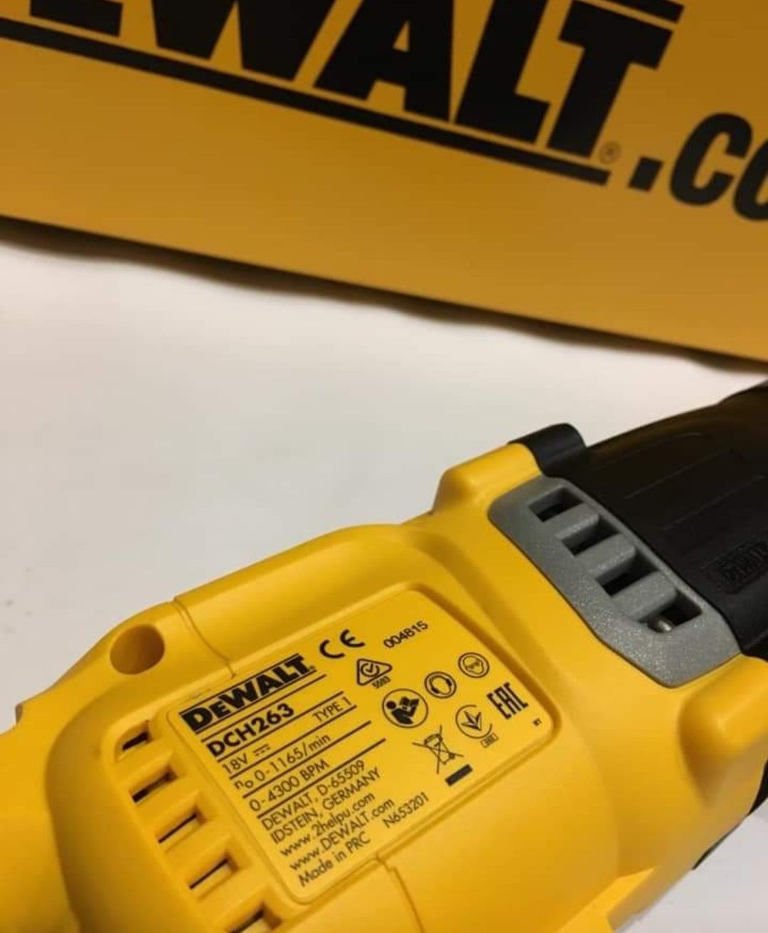 Перфоратор DeWALT DCH263/18V XR BRUSHLESS/Безчетков 3.0J