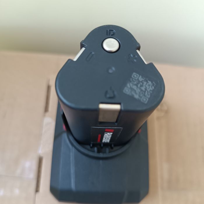 12 V - 2.5 Ah / 5 Ah Батерия и зарядно Parkside / Парксайд Performance