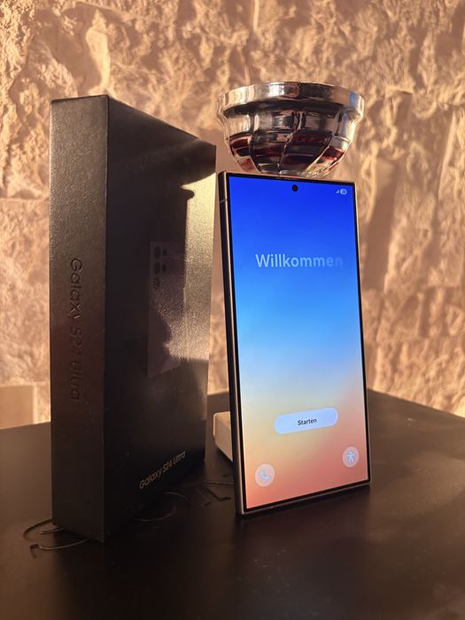 Samsung S24 Ultra (Перфектно Състояние)