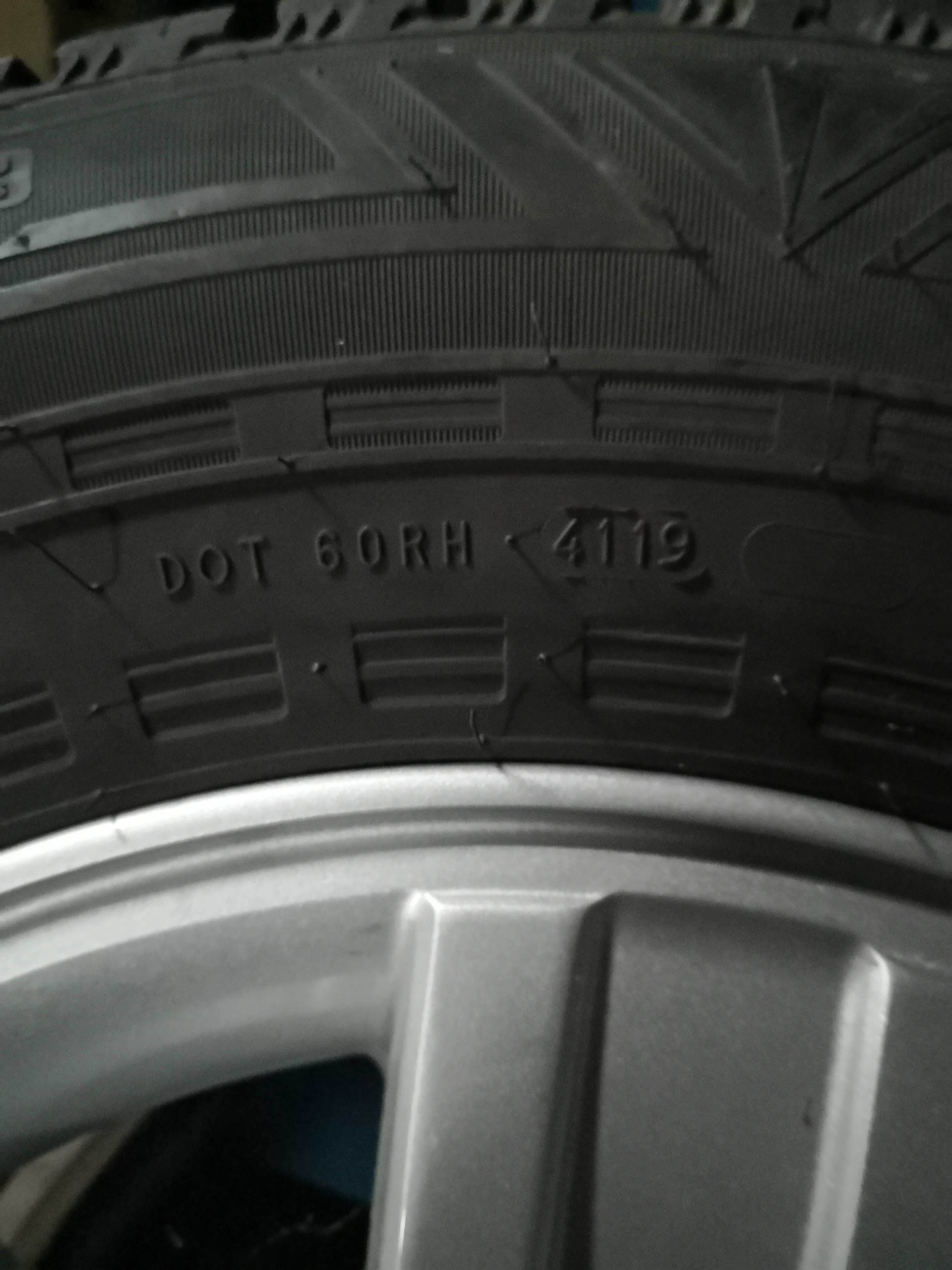 Roti originale Ford Ranger Nokian 255/70R16 Rotiva AT