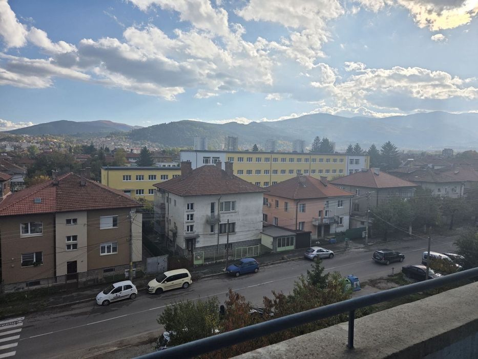 Продава се Четиристаен апартамент в Кюстендил, Бузлуджа - 122 кв.м за 779 €/кв.м - Снимка #8