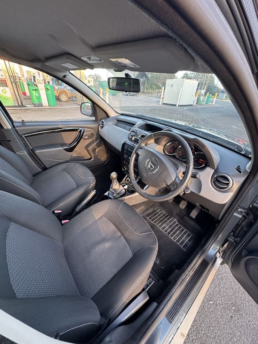 Dacia Duster 4x4 2014 Volan dreapta
