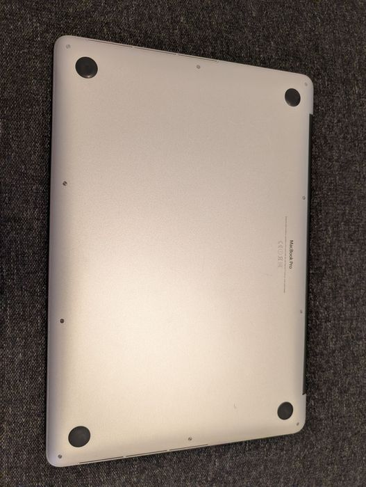 MacBook Pro Retina 15 mid 2015 16GB RAM 250GB SSD
