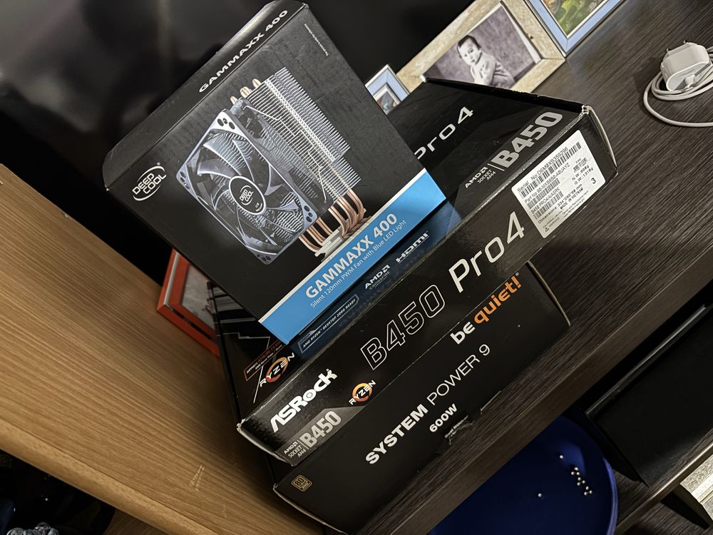 Продаю блок питания на 600w