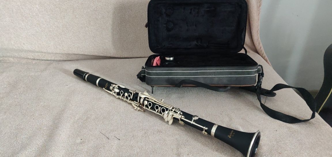 Vând clarinet startone Sib