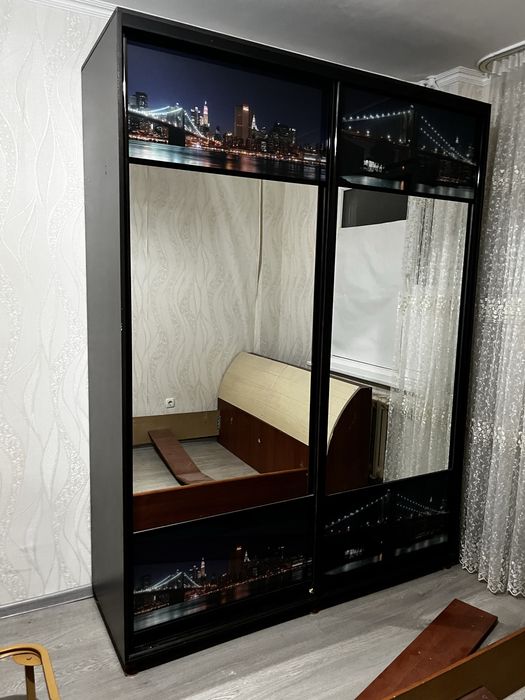 шкаф купейный хорошие состояние.