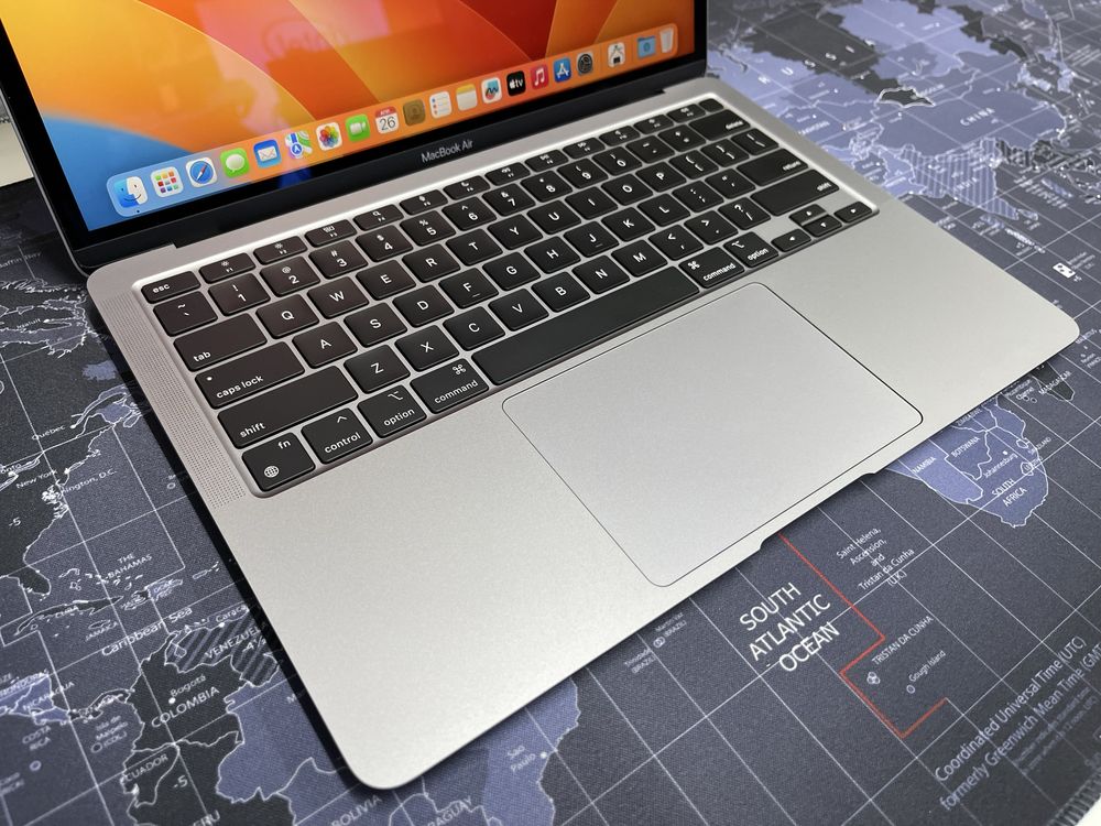 Новый MacBook Air 13 (2020)-Apple M1!8GB!SSD256GB!Цикл 2!