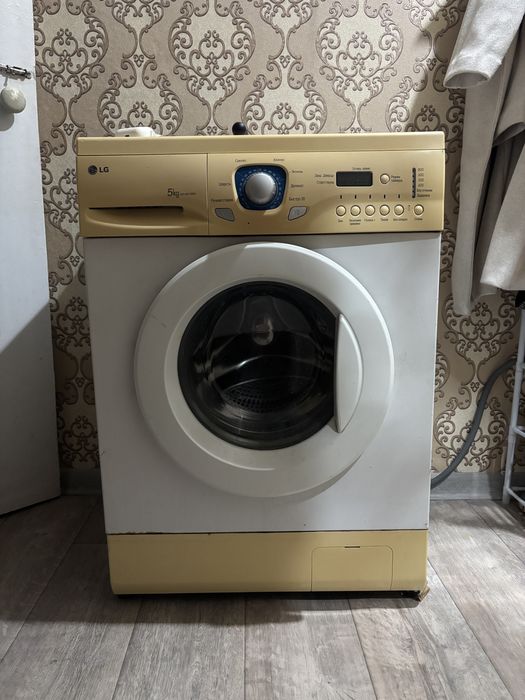 Продам стиральную машину LG