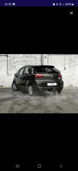 Vând Citroen C4 2012