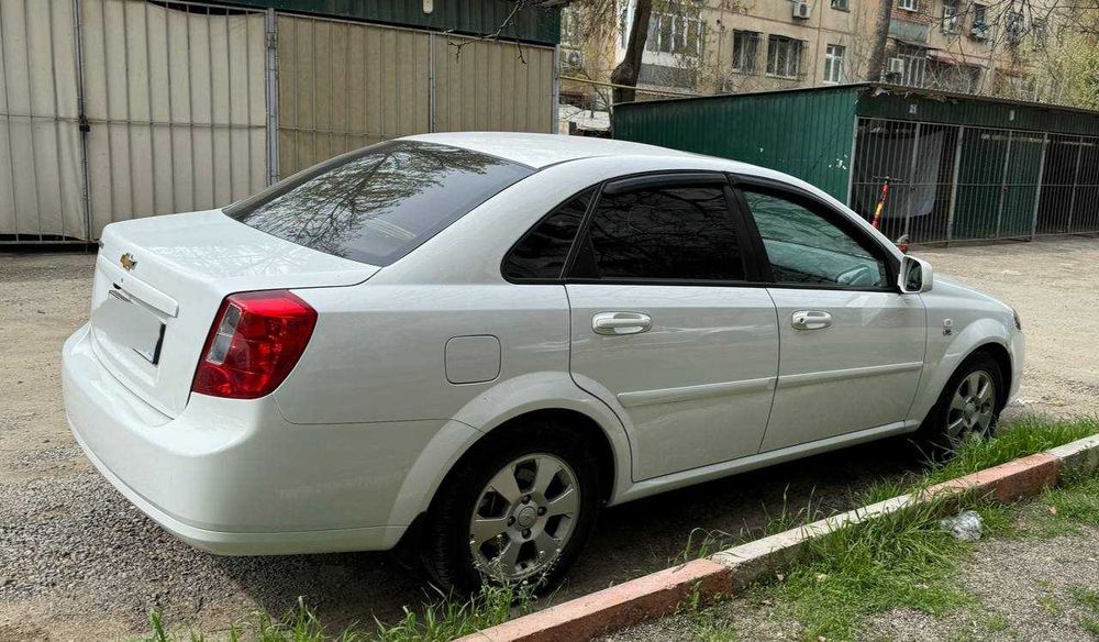 Белая Джентра, 2020 год, АКПП, ABS, магнитофон, люк, пробег 47 000 км