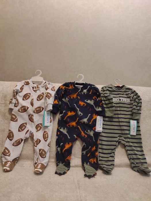 Продам Комбинезоны от бренда "Carter"s, новые, с двусторонней молнией