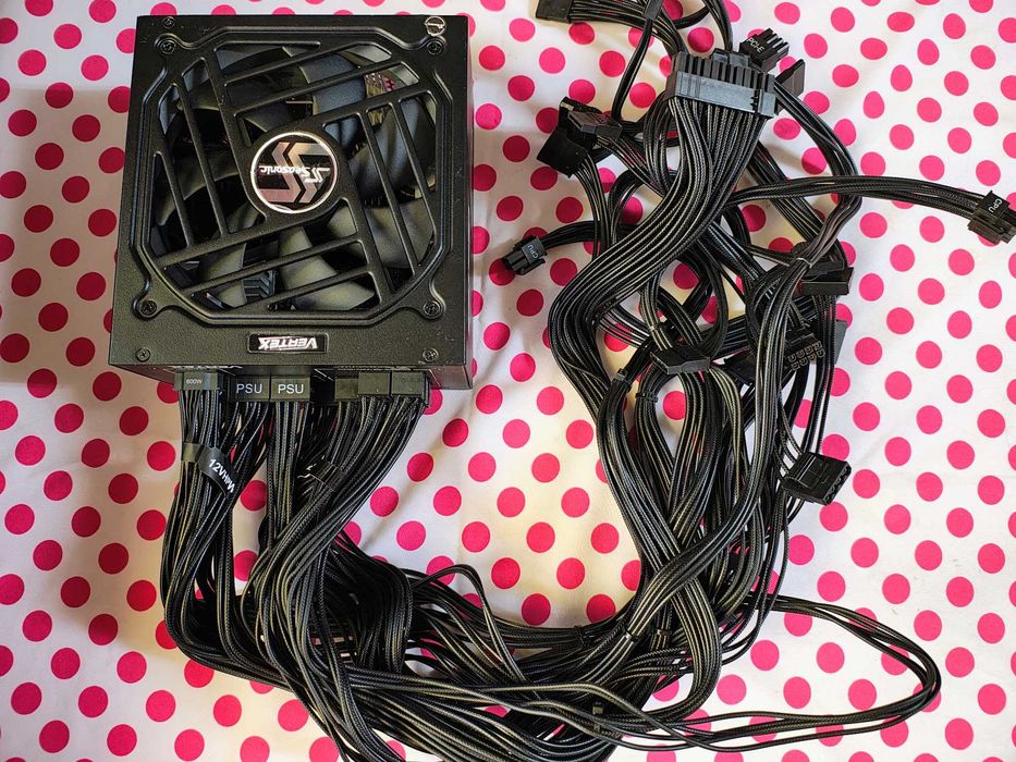 Sursa Seasonic VERTEX GX, 80+ Gold, 1200W.