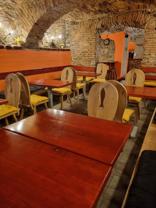 Afacere la cheie - Centrul Vechi Brașov - 28.000 Eurov