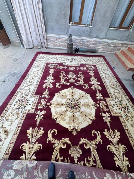 Gilam sotiladi sirochna