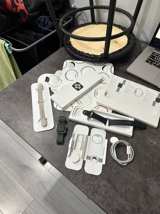 Apple Watch SE ( 2‑го поколения ) Идеально Эйпл Уатч СЕ Почти новый Go