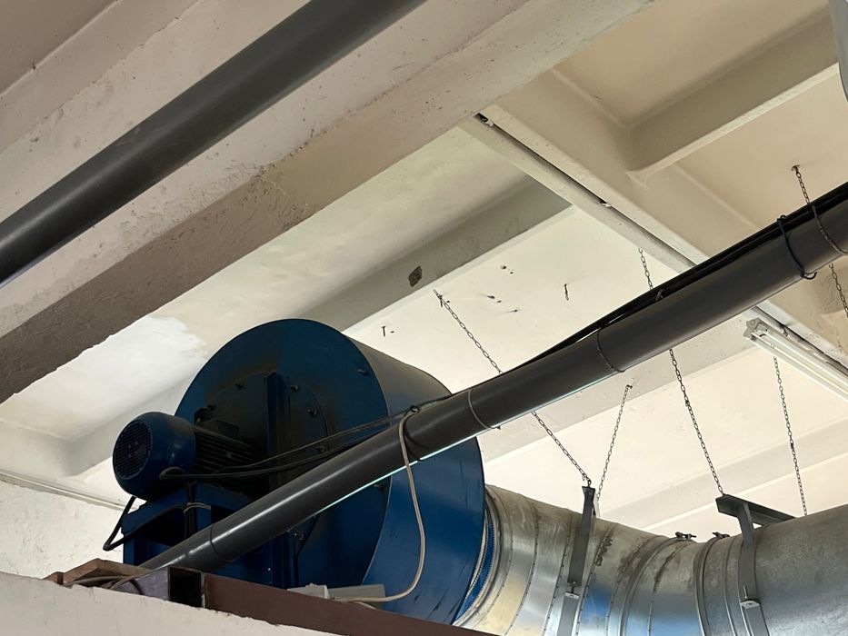 Vând sistem ventilație aer