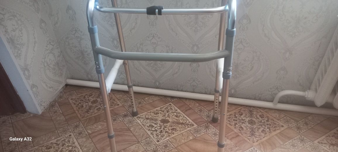 Ходунки для взрослых