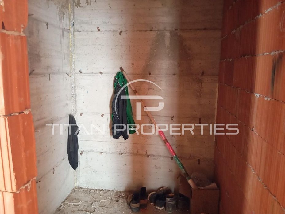 Двустаен , за продажба , кв.Кръстова вада