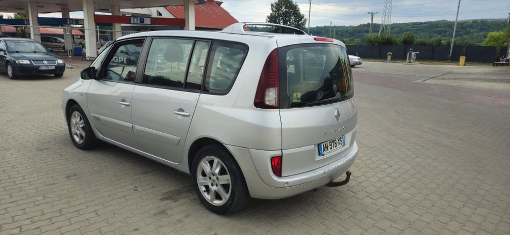 Renault  espace  2.0 diesel 2010