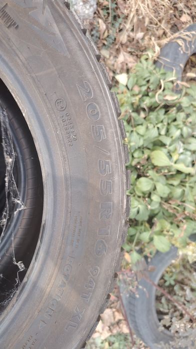 Продам шины 16 nokian
