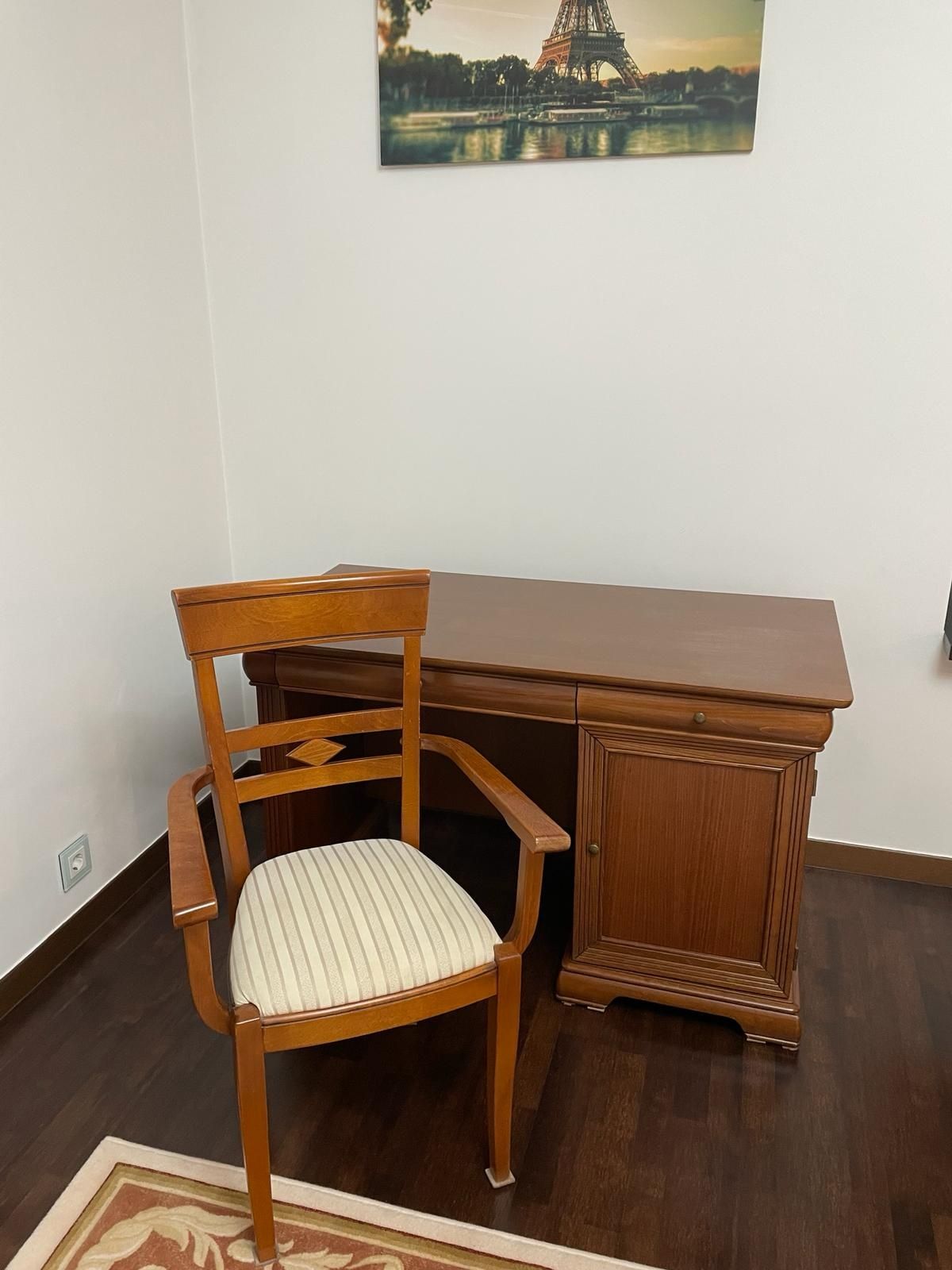 Set mobilier lemn cires (pat,comoda, birou, scaun)
