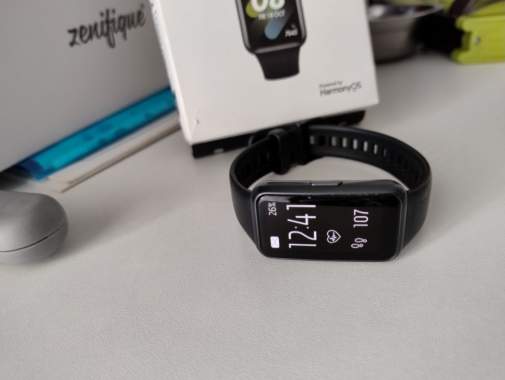 Bratara fitness Huawei Band 7
Funcțional,fără defecte,urme normale de